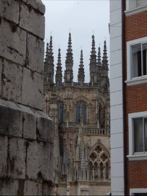 Burgo Precioso Estudio Junto A La Catedral מראה חיצוני תמונה