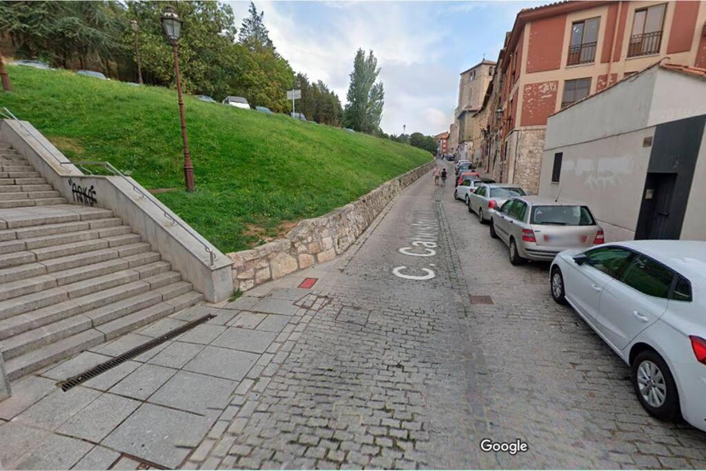 Burgo Precioso Estudio Junto A La Catedral מראה חיצוני תמונה